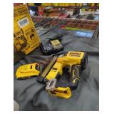 DeWalt 20v 23 ga pin nailer kit