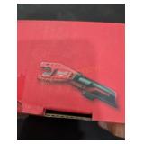 Milwaukee M12 cordless copper tubing cutter