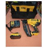 DeWalt 20V 16GA Finish Nailer Kit