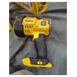 DeWalt 20v jobsite led spotlight