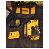DeWalt 20V 23Ga Pin Nailer Kit