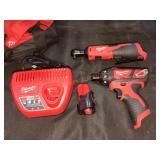 Milwaukee M12 Hex Screwdriver & 3/8" Ratchet Kit
