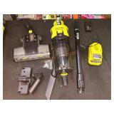 RYOBI 18v Pet Stick Vac Kit, Missing Battery
