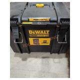 DeWalt Tough System 2.0 Rolling Tool Box