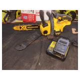 DeWalt 20V 12" Compact Chainsaw
