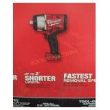 Milwaukee M18 1/2" high torque impact wrench