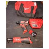 Milwaukee M12 Screwdriver & 3/8" Ratchet Kit