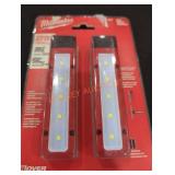 Milwaukee 300 lumens magnetic flood light