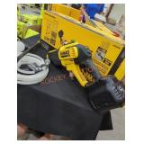 DeWalt 20v 550 psi power cleaner