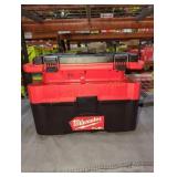 Milwaukee M18 2.5Gal Wet/Dry Vacuum