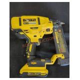 DeWalt 20V 18GA brad nailer