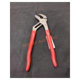 Milwaukee 12" Smooth Jaw Pliers