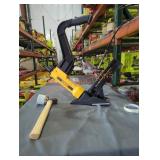 DeWalt 2 in 1 flooring tool