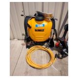 DEWALT 4 gal. Backpack Sprayer