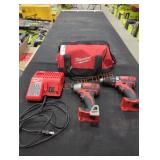 Milwaukee M18 Drill/Driver Kit