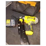 DEWALT 20V 21ï¿½ Plastic Collated Framing Nailer