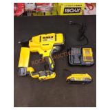 DeWalt 20V 18GA Narrow Crown Stapler Kit