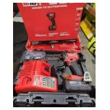 Milwaukee M18 1/4" hex impact driver kit