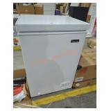 Magic Chef 3.5 cu ft white deep freezer