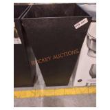 Tierra Verde Slate Rubber Self Watering Planter