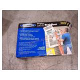 Werner Quick-Click Extension Ladder Stabilizer