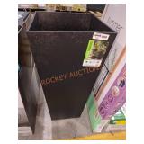 Tierra Verde Slate Rubber Self Watering Planter