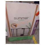 Summer by Ingenuity The Thruway Gate 27.5-52"
