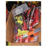 BOX LOT OF MISCELLANEOUS TOOLS