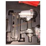Porter Cable Pneumatic 16Ga Finish Nailer Kit
