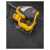 DeWalt 1/4 Sheet Palm Sander Corded