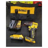 DeWalt 20v 1/2" Cordless Drill Driver Kit