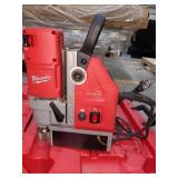Milwaukee 1 5/8" 13A Electromagnetic Drill
