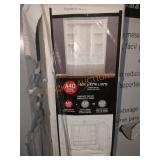 Delta 60" x 32" Bathtub Wall Set