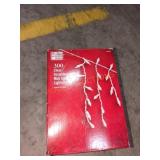 300 Clear Incandescent Mini Icicle Lights