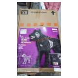 Home Accents Holiday 5.5ft Animated Wolf