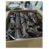 12.5ft Grave & Bones W/ LED Eyes Color Changing