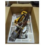 DeWalt 12" double bevel sliding miter saw kit