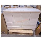 Glacier Bay 48" x 19" x 33" Single Sink Vanity