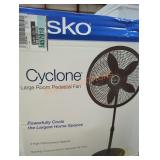 Lasko cyclone large room pedestal fan