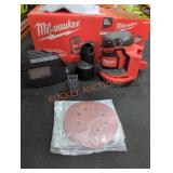 Milwaukee M18 Random Orbit Sander