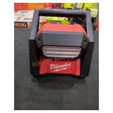 Milwaukee M18 Rover Dual Power Flood Light