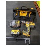 DeWalt 20v 1/2" Hammer Drill Driver Kit