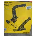 DeWalt 2 in 1 flooring tool