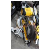 Dewalt 12" Double Bevel Sliding Compound Miter Saw