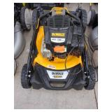 DeWalt 21" Gas RWD Push Lawn Mower