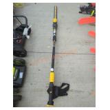 DeWalt 20V 22" Hedge Trimmer