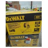 DeWalt 20V 7-1/4" Sliding Compound Miter Saw Kit
