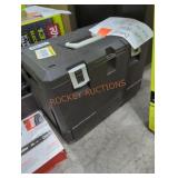 Ryobi 18" gas powered chainsaw