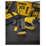 DeWalt 20V 18GA Brad Nailer Kit