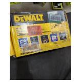 DeWalt 15-1/2 ga flooring staples
